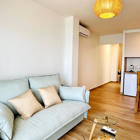 Seaside Haven Apartment ตอร์เรเวียคา ภายนอก รูปภาพ