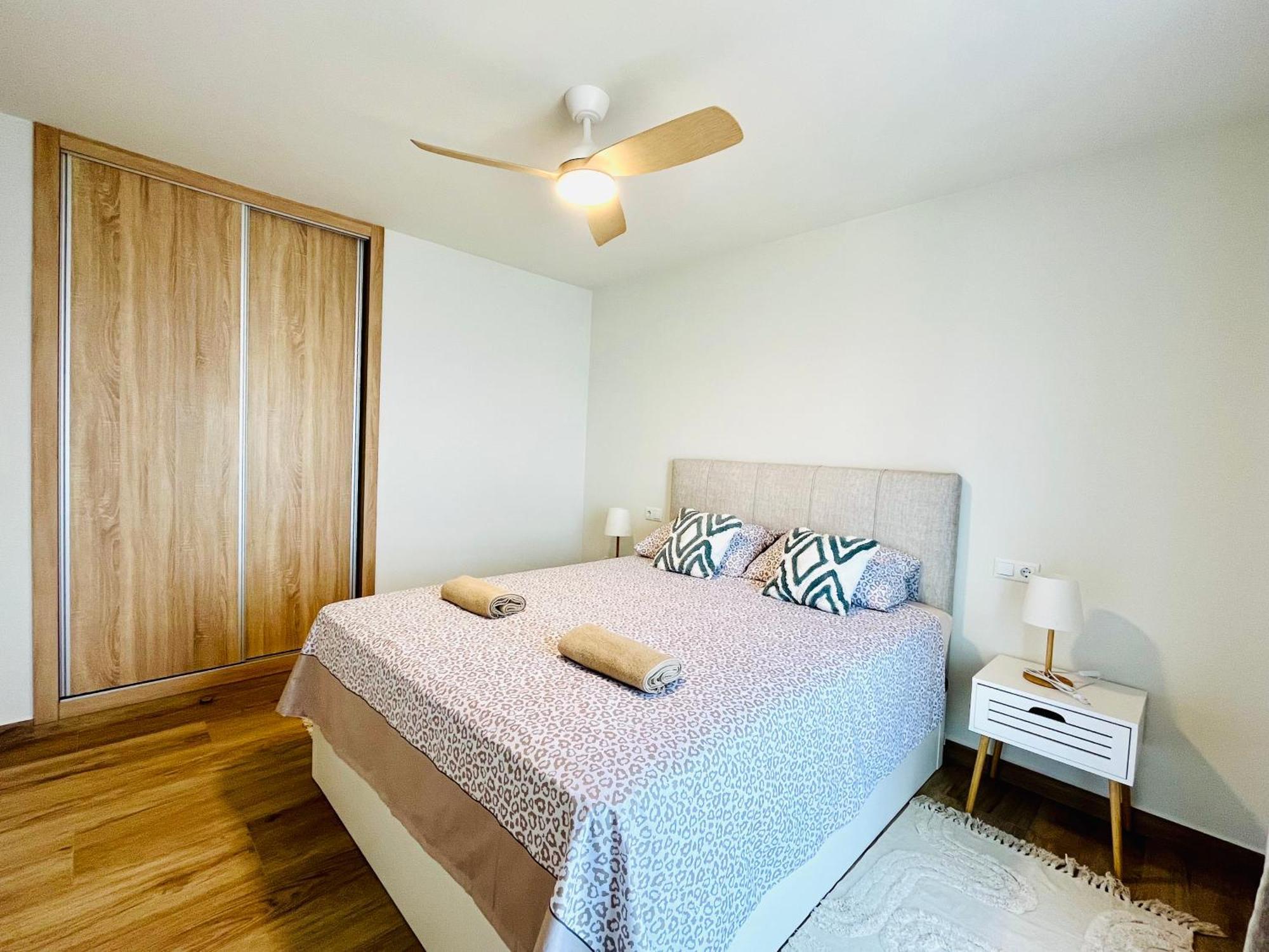 Seaside Haven Apartment ตอร์เรเวียคา ภายนอก รูปภาพ
