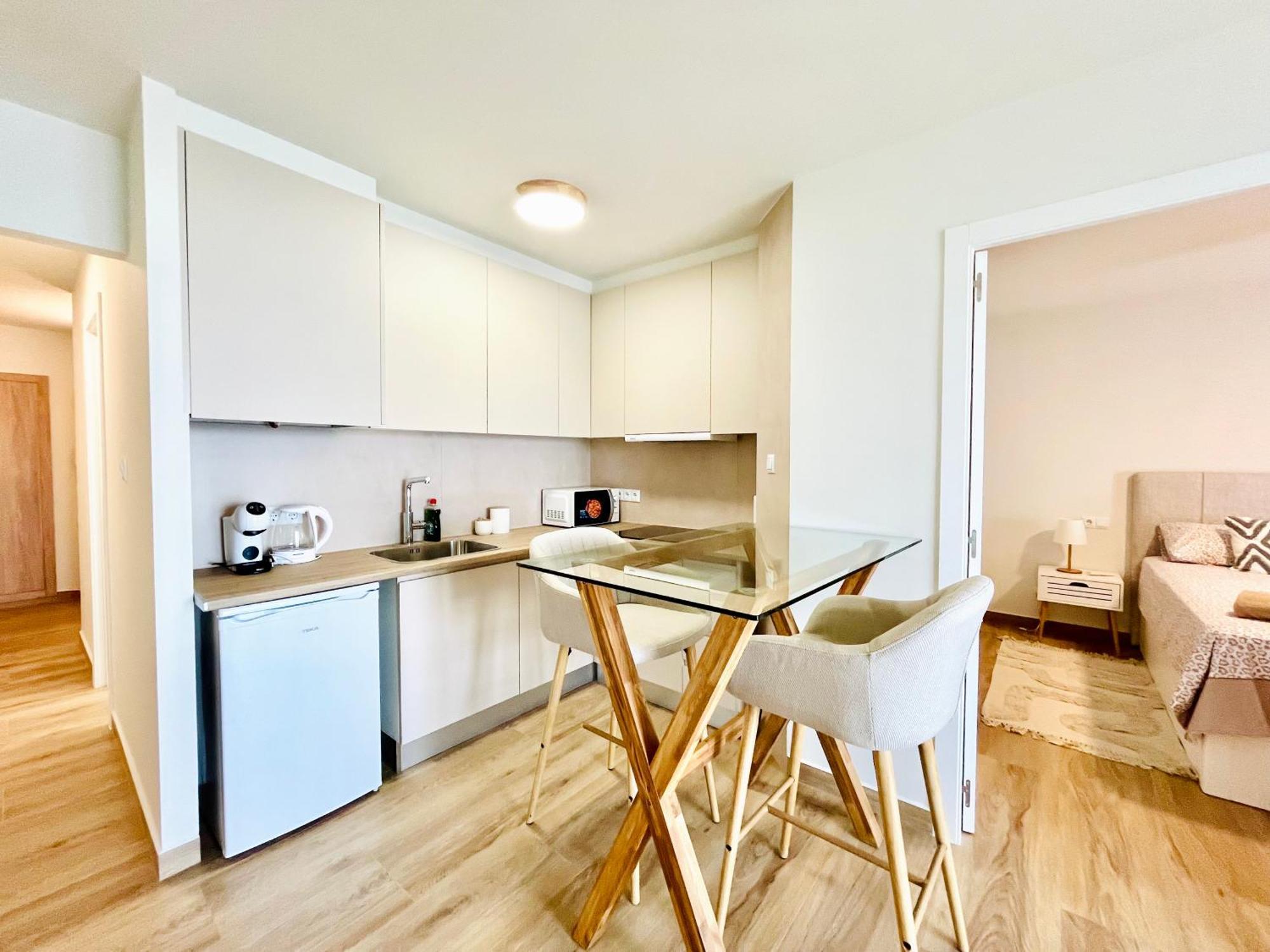 Seaside Haven Apartment ตอร์เรเวียคา ภายนอก รูปภาพ